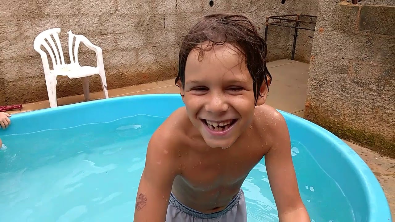 Desafio da piscina - YouTube