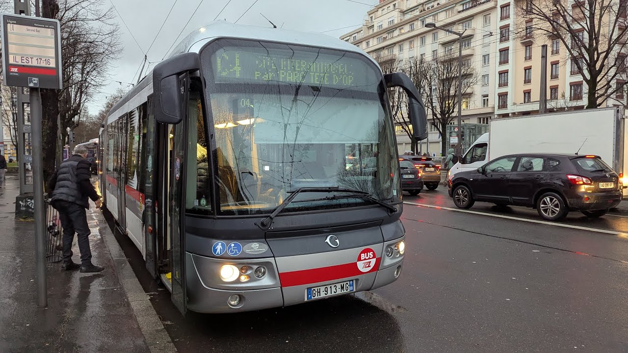 Trolleybus de Lyon C4 Jean Macé - Cité Internationale-Centre des Congrès Irisbus Cristalis ETB 18