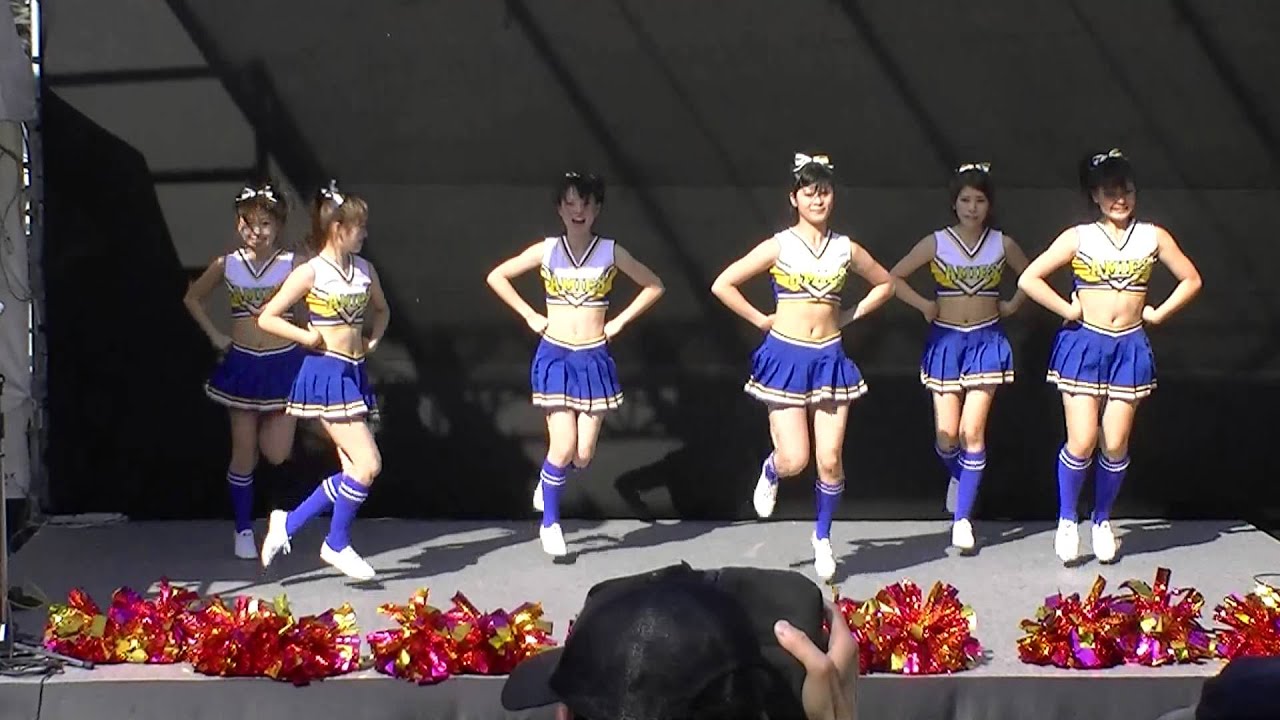 名古屋まつり2012 チアダンス マジョルテ・アミーズ - YouTube