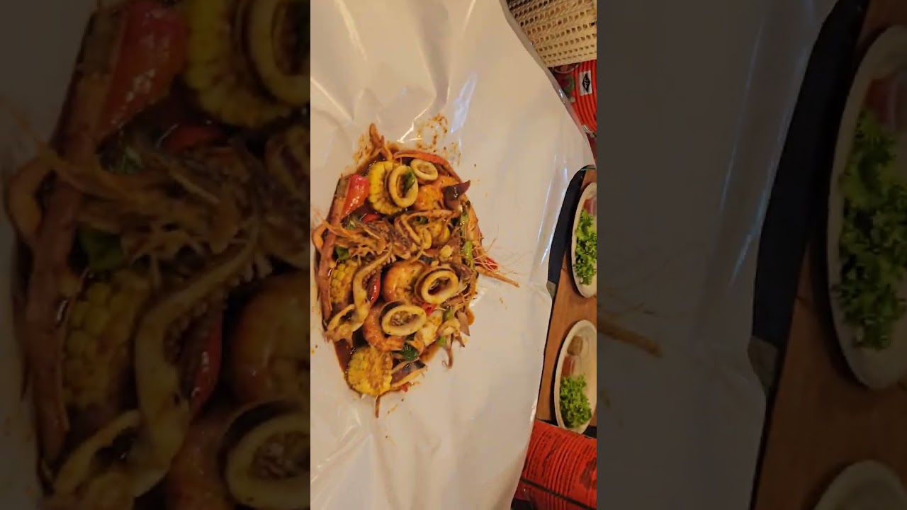 치앙마이 타패게이트에서 나이트바자로