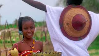 Bambado Bewdo [Aynaabe Africa]