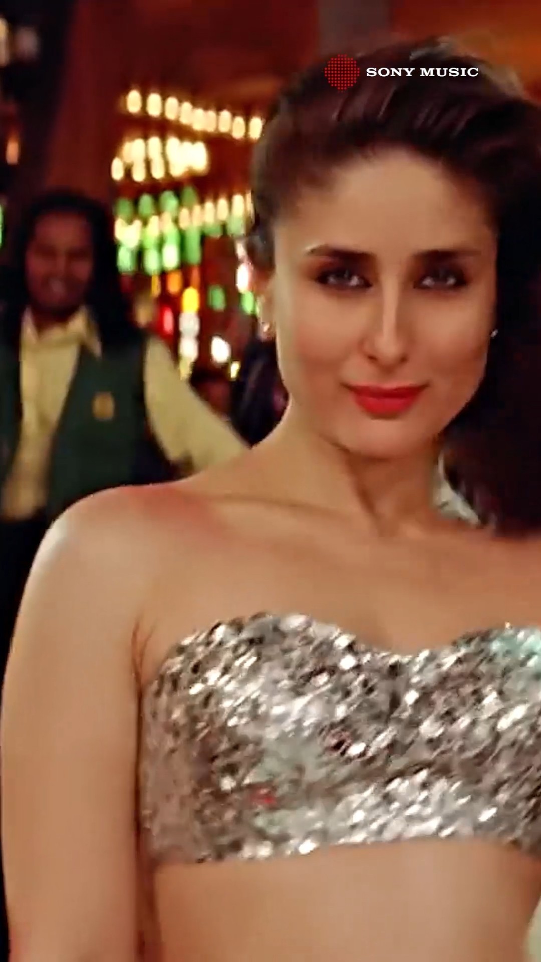 Mary knows how to slay every step! ?? #kareenakapoorkhan #ajayatul #dancesongs