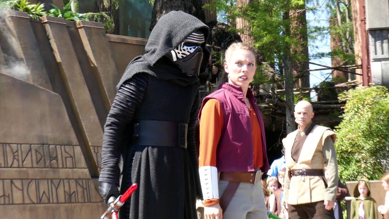 New for 2016: Kylo Ren in Jedi Training at Walt Disney World (4k UHD)