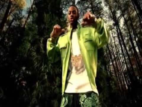 Soulja Boy - Kiss Me Thru The Phone (Lyrics)