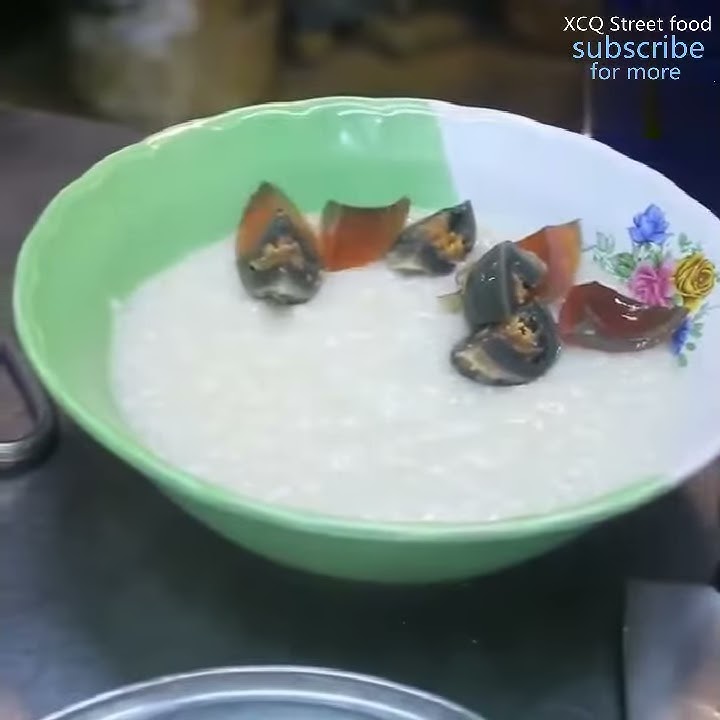 Download lagu Thailand street food -pidan-shourou porridge so much material,  only 1 dollars!