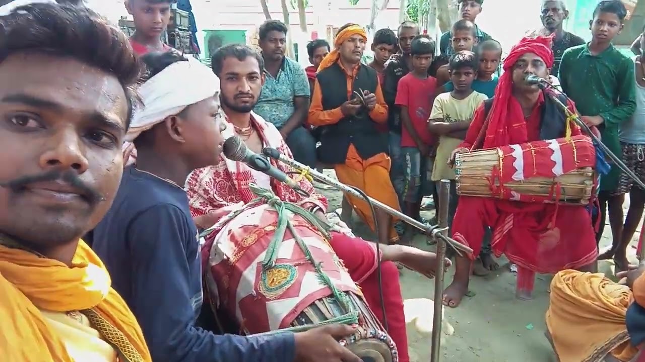 #छोटा_बच्चा_गाह _रहा _हे _बाबा_भुईया _के_भजन _देखना _ना_भूले#baba bhuiya ke bhagan dekhna na bhule