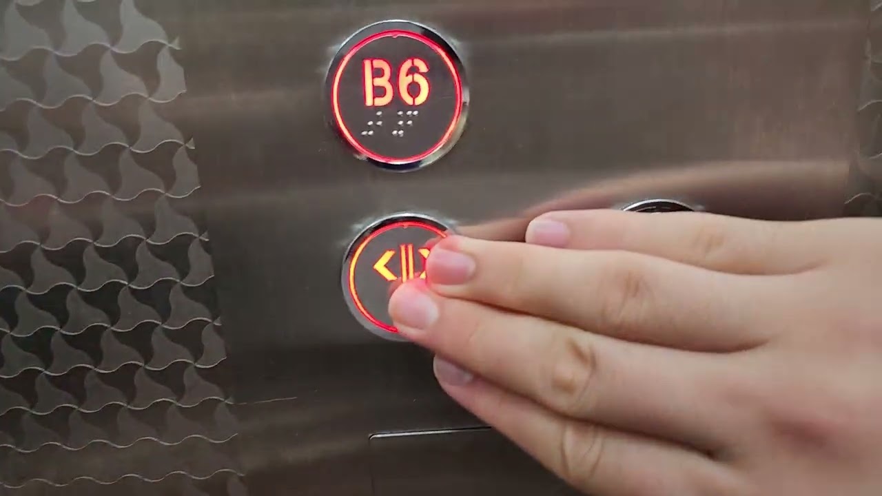 경기도 고양시 일산동구 중앙로 1206 (마두동) 뉴코아아울렛일산점 나머지구간 4 삼일엘텍[구.동양엘리베이터] 리모델링 및 경고스티커.층별안내도 교체후 탑사기 (2)