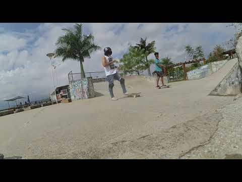 MINHA PRIMEIRA QUEDA NA PISTA DE SKATE