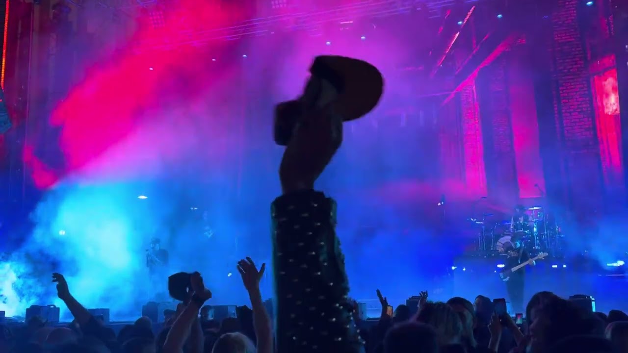 Good Charlotte - Dance Floor Anthem Neon City Festival