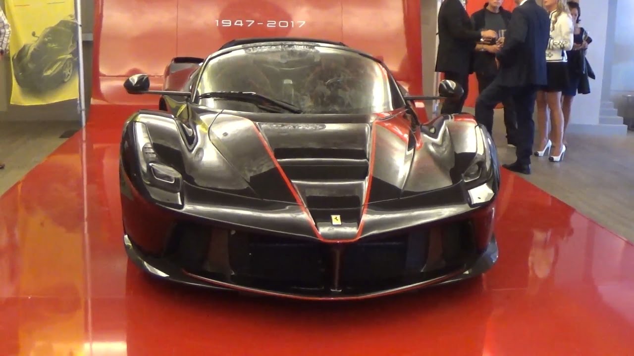 Ferrari 70 aniversario Marbella ( LaFerrari Aperta, LaFerrari, +40 Ferrari..) 1/2