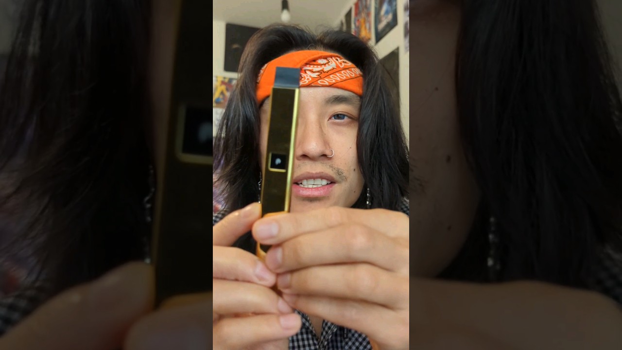 Limited Edition Gold PLUG PLAY with the new CHERRY SPRYTE