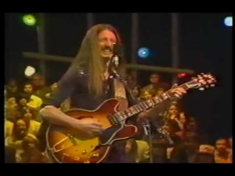 Doobie Brothers - Sweet Maxine LIVE