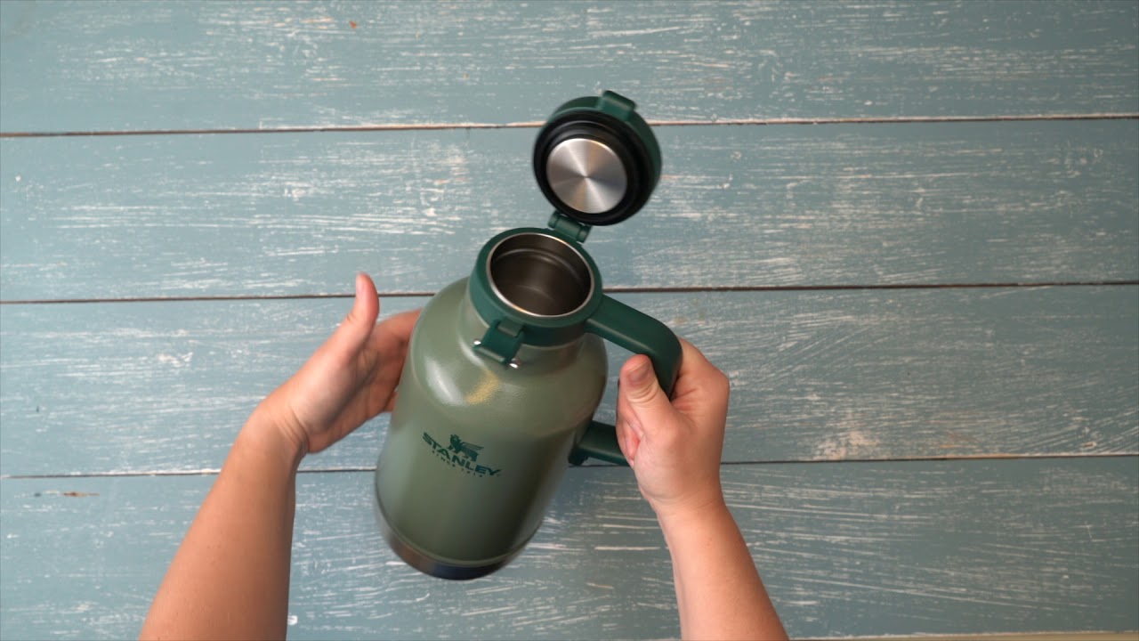 Hands On Review: Stanley Classic Vacuum Insulated Growler! – Includes  Temperature Trials