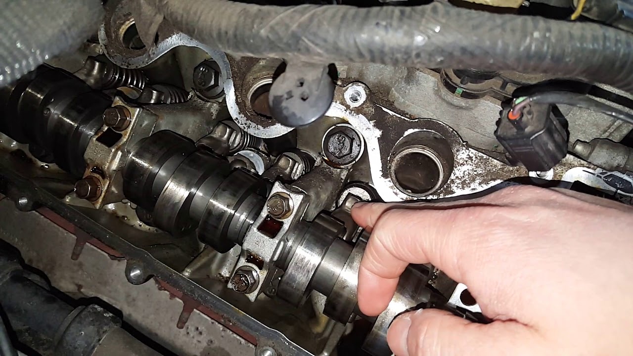 Ford 4.6l rocker loose YouTube