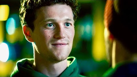 Appleに噛みつく、まるでザッカーバーグ？／映画『100日間のシンプルライフ』本編映像