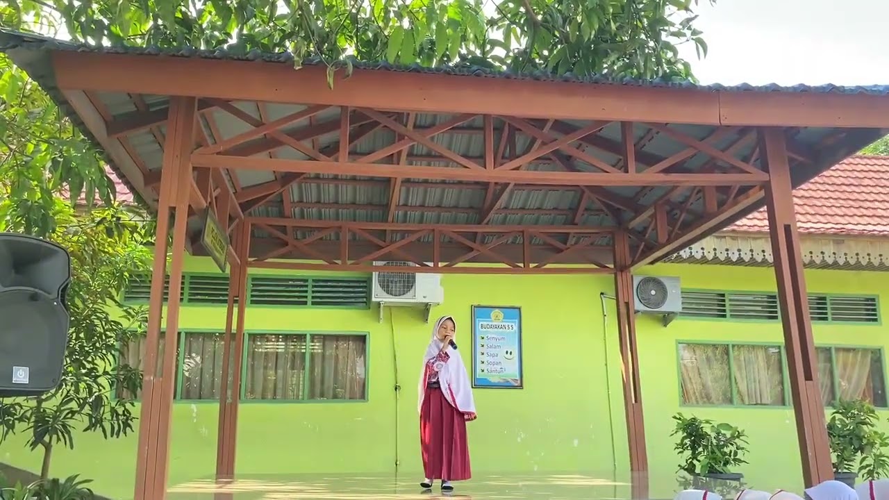 Guys ini tempat aku sekolah ya