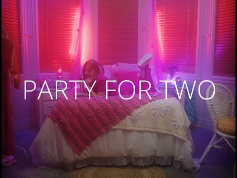 Jennie Harluk - "Party for Two" (Official Music Video)