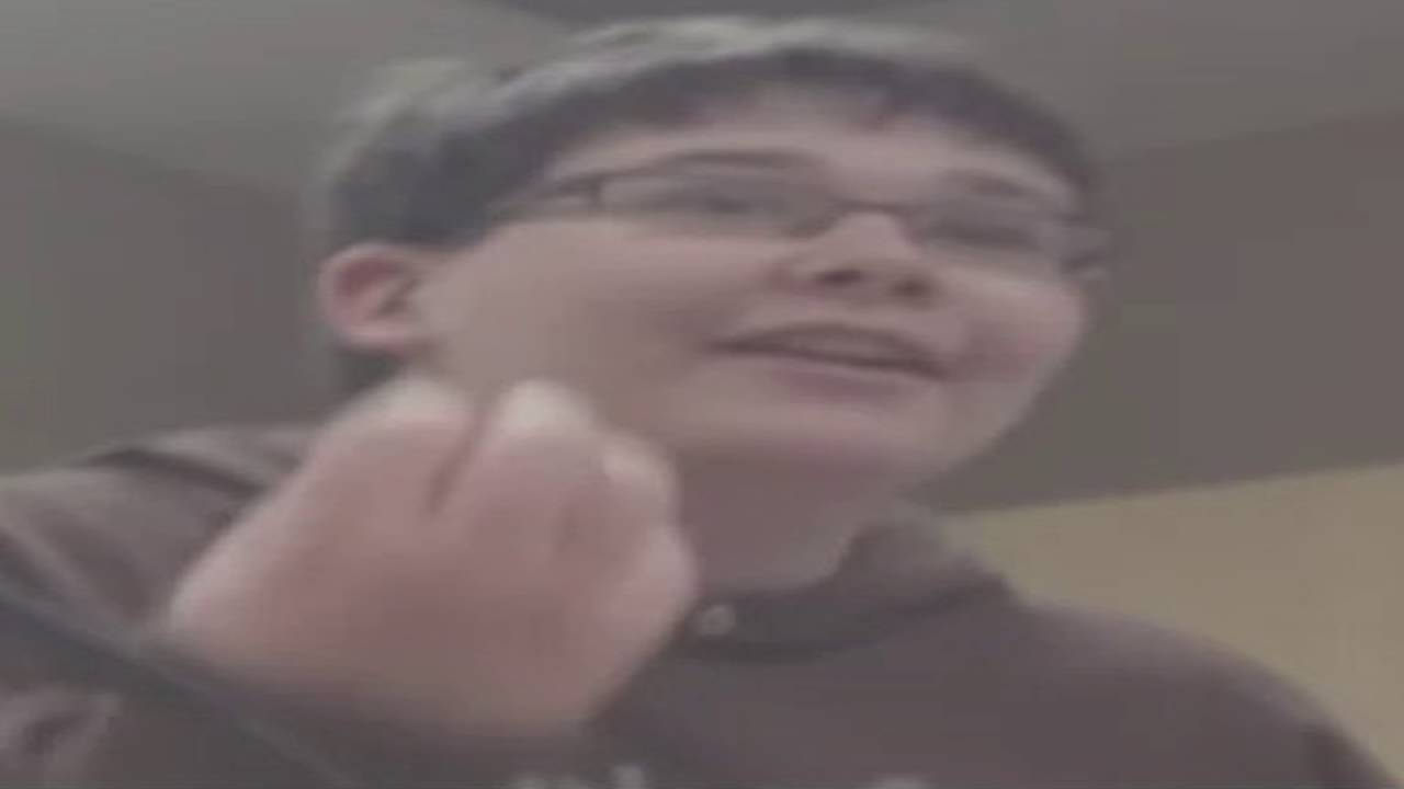 IT'S A MEME YOU DIP IN 132 NOTES - YouTube