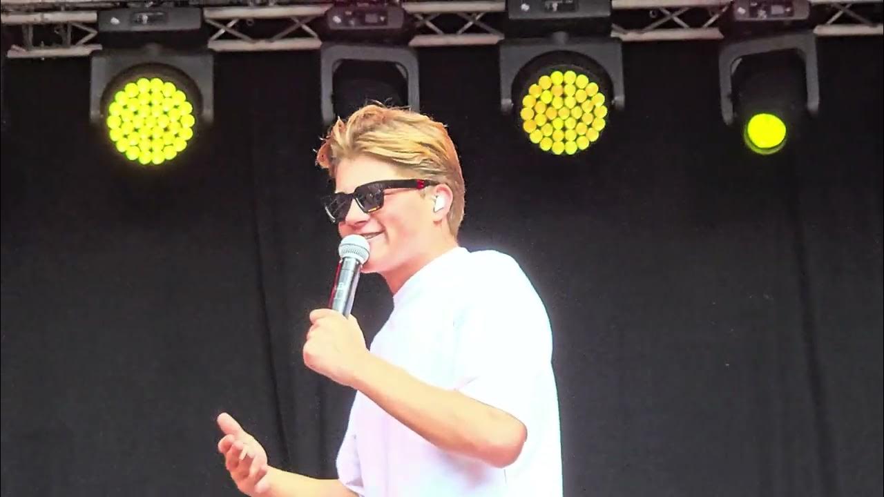 Samuel Welten - Echte Liefde Is Te Koop - Leeuwarden Open Air 2025 Samuel Welten - Echte Liefde Is Te Koop - Leeuwarden Open Air 2025