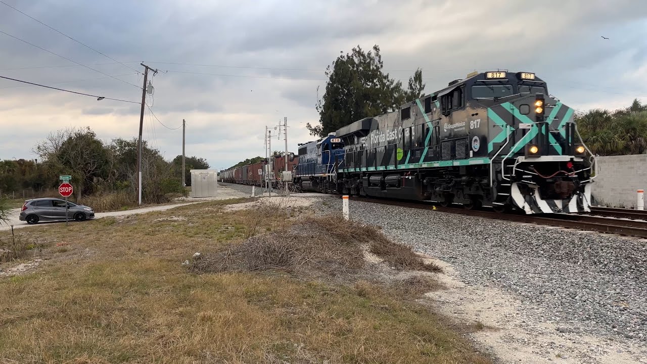 Fec 191 FEC TRAIN 191 @ Riverview Dr Crossing @ 4:53pm 1/31/26 - YouTube