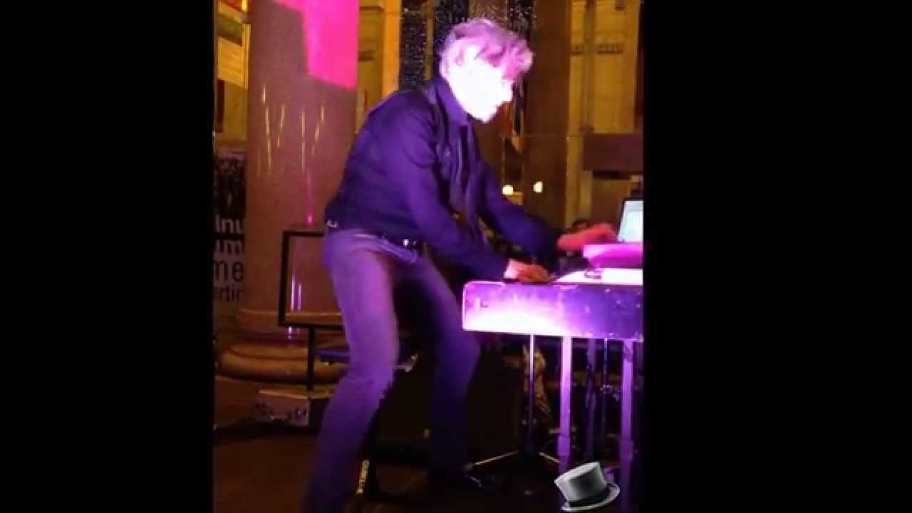 Watch Morgan - Just Can't Get Enough (Depeche Mode) live @ Galleria Alberto Sordi (Roma) (06/12/2014) on YouTube Watch Morgan - Just Can't Get Enough (Depeche Mode) live @ Galleria Alberto Sordi (Roma) (06/12/2014) on YouTube