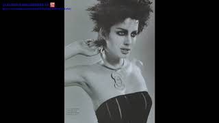 Джули Андерсон (Julie Anderson)