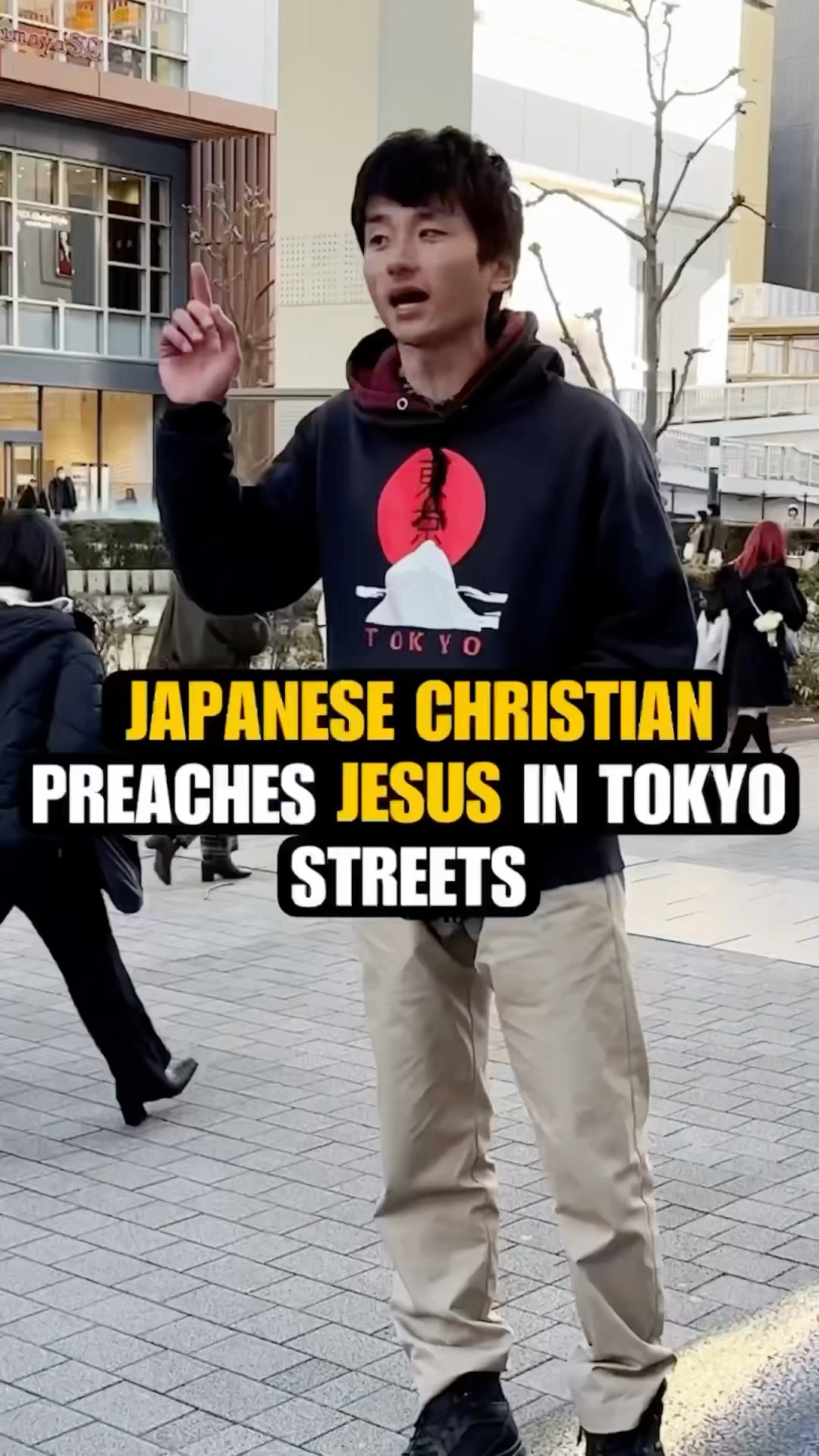 ジェス様 Japanese Christian Shares Jesus on Busy Street in Japan - YouTube