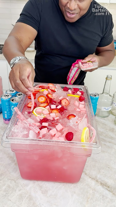 EddieBlue Starburst Punch Mocktail #candy #pink #EddieBlue #FeelTheClouds #YouCantTasteTheGreen
