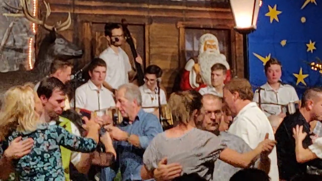 Uf dr Autobahn an der Ländlerwiehnacht Ruswil 2018