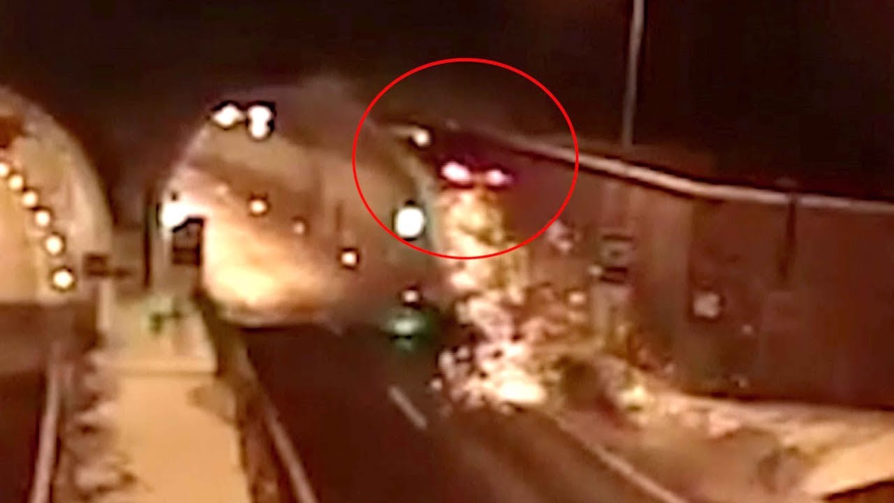Driver survives spectacular crash in Slovak tunnel YouTube