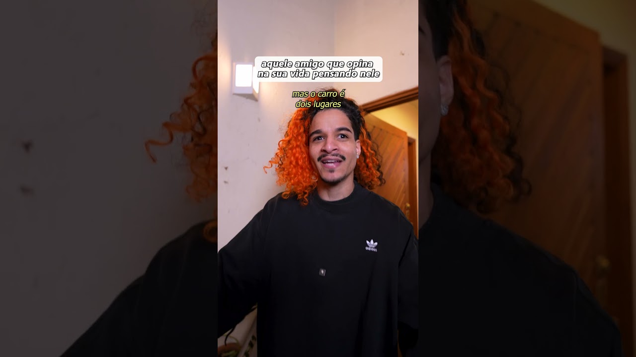 AQUELE AMIGO QUE OPINA NA SUA VIDA PENSANDO NELE