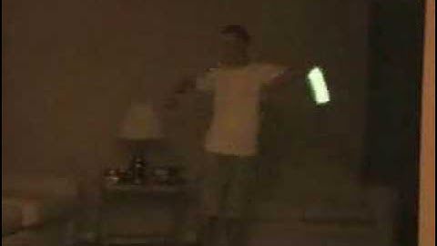 Glowsticking.com Stringing: Matt (Buddha) 6.18.04