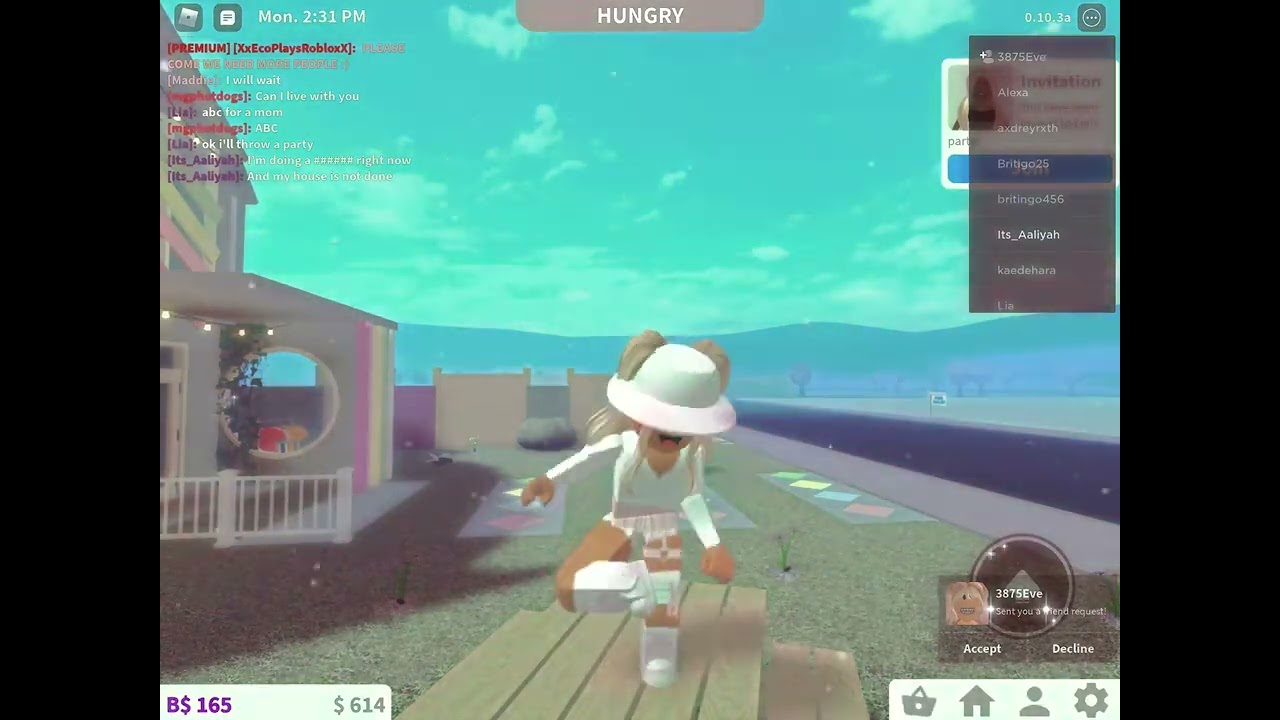 Come to my bloxburg neighborhood name down below if you wanna be in my roleplay  fam🥰