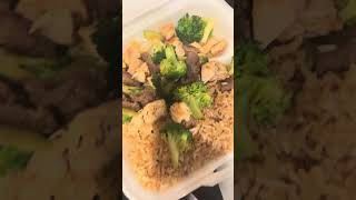 Becoming a repeat customer doesn't hurt nobody🤷♀️. #fyp #food #foodreview #thaifood #japanesefood