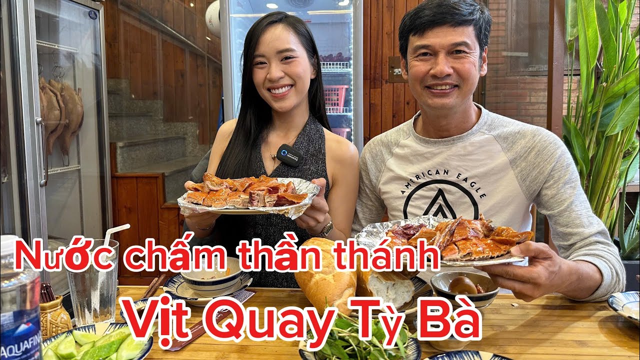 Trải Nghiệm Vịt Quay da giòn Như Ý với hoa khôi Thanh Ngân tại q3