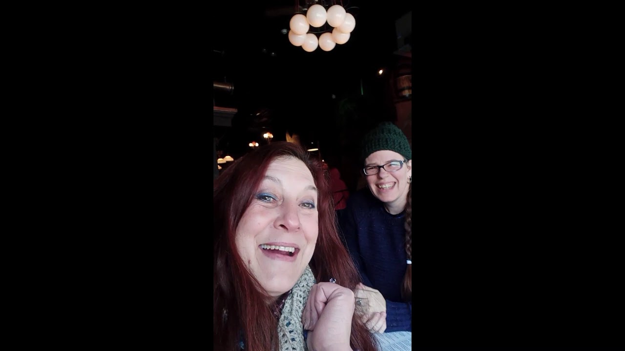 Meet up with Kim from Affordably Crafty 