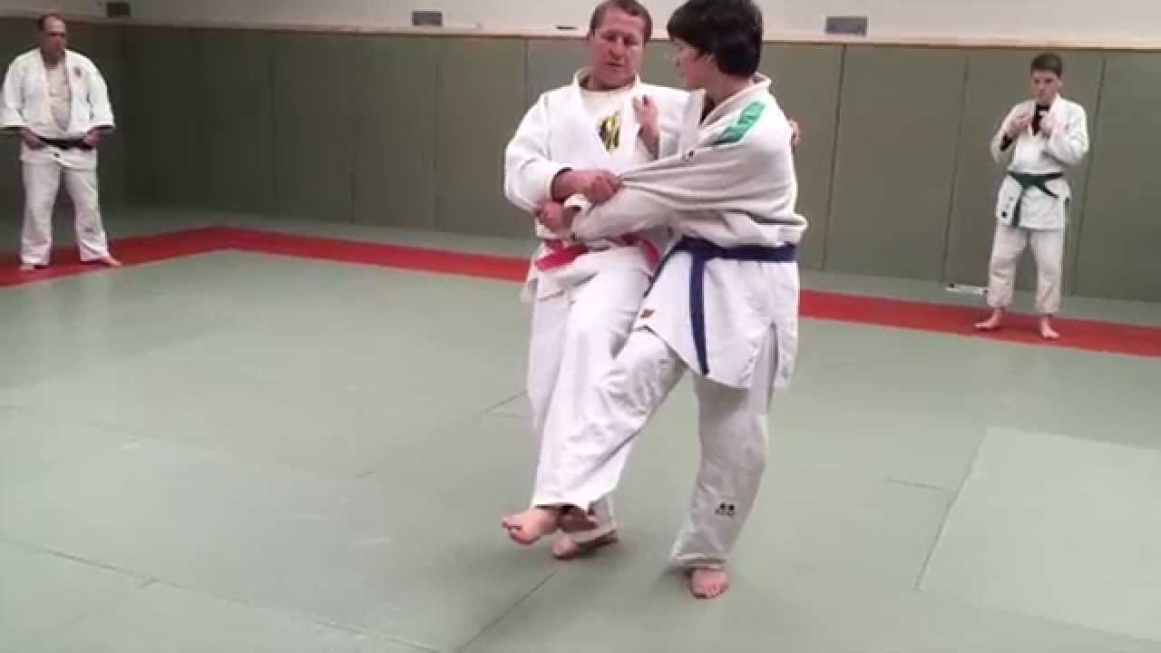 Download SIDE HOOK JUDO THROW. All about JUDO Yoko Gake Right to ...