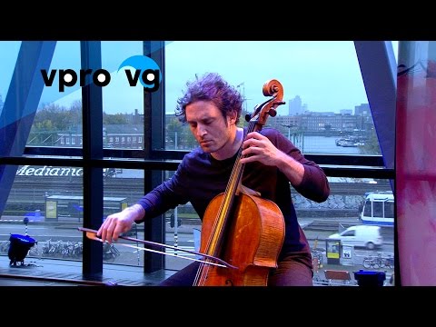 Nicolas Altstaedt - Bach/ Cello Suite nr. 1 in G – Sarabande (live @Bimhuis Amsterdam)