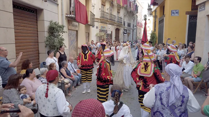 Corpus Christi Evening Parade in Valencia - Rainin...