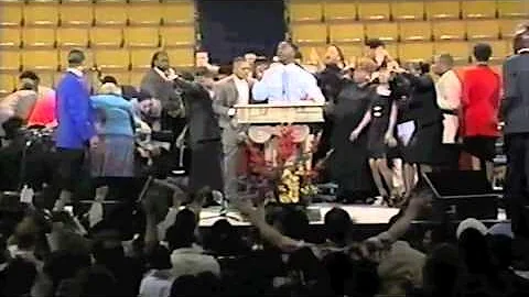 APOSTLE ERIC C. MORRISON AT AZUSA CONFERENCE 04-15...