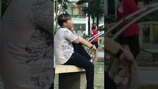 PRANK SURUH ORANG NELFON DI SENDAL WKWK #short #prankkocak