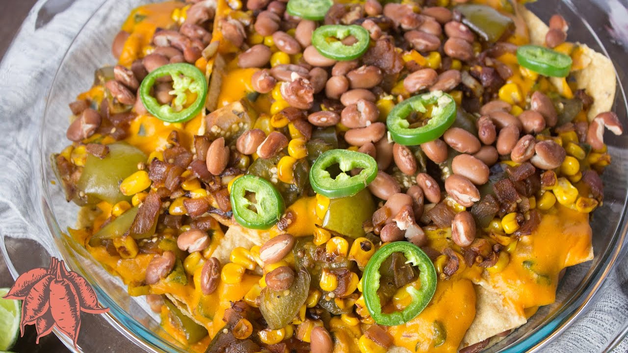 Cheesy Loaded Vegan Nachos 😜