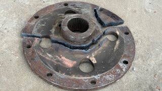 They Called This Bulldozer Gear Flange Scrap… We Brought It Back to Life! 🔥