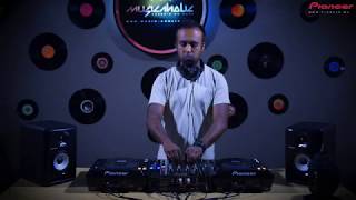 Download Lagu Hans   Classic, Vibrant and Globetrotting House Music With A Funky Touch MP3