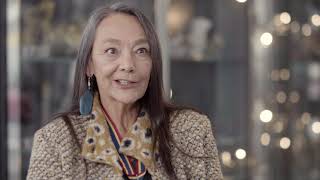 Tantoo Cardinal on the importance of the arts | Tantoo Cardinal souligne l'importance des arts Profile