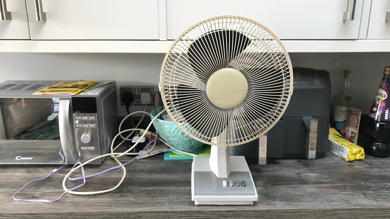 I Have Ran Into An Obstacle With The 1993 CED 12” Desk Fan - YouTube