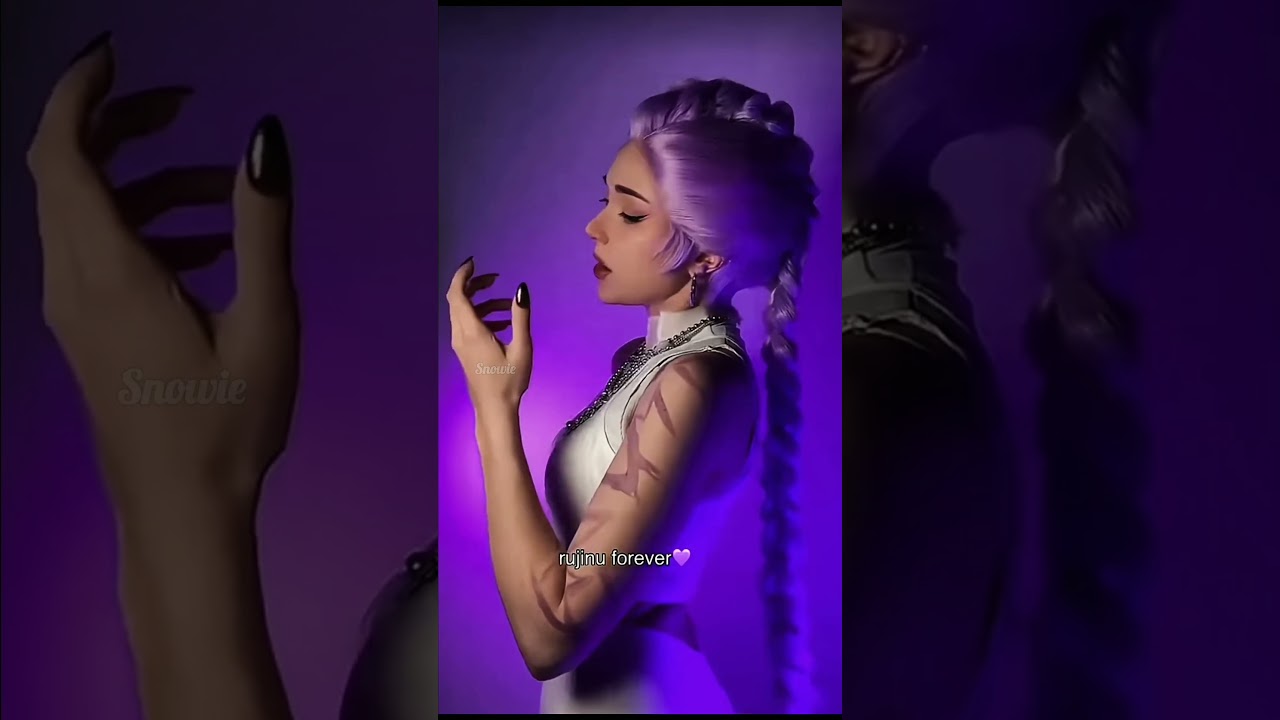 Huntrix singing this is what it sounds likeð#kpopdemonhunters #fypviral #netflix#cosplay#foryou