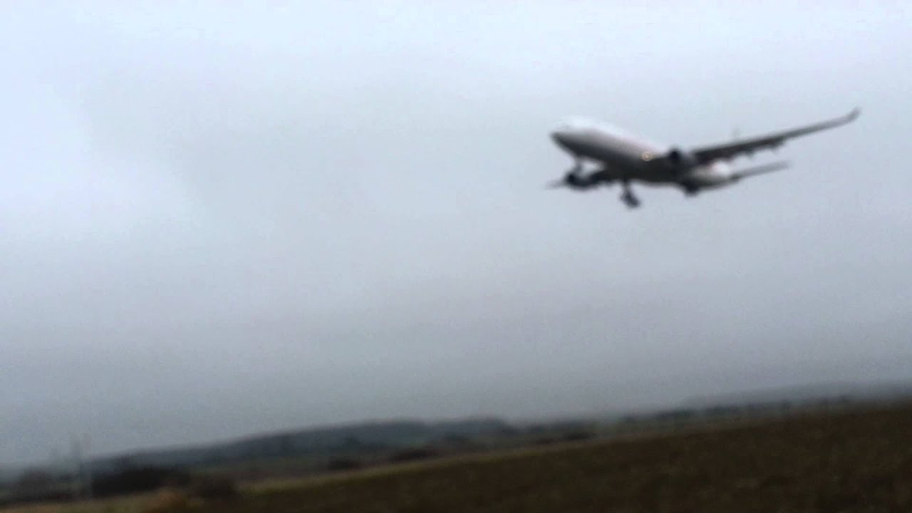 Air Algérie A330 Landing at Metz YouTube Air Algérie A330 Landing at Metz YouTube