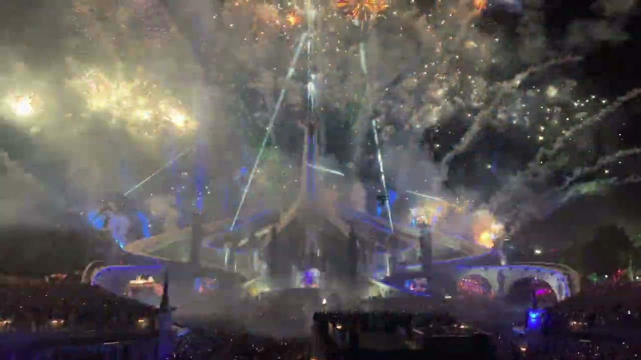 Tomorrowland 2022 W1: The Reflection of Love | Hardwell & Fireworks Part II
