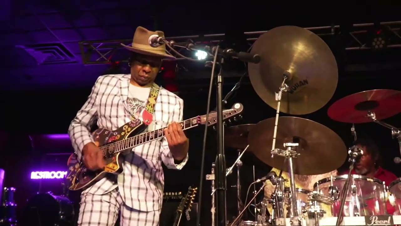 Free Form Funky Freqs RHYTHM CHANGES SECTION #9 Vernon Reid Jamaaladeen Tacuma Grant Calvin Weston.